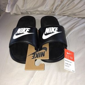 Nike slides/sandals
